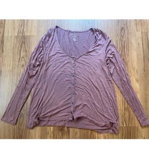 Mauve American Eagle Outfitters Soft & Sexy Long Sleeve Button-Up, Size Medium